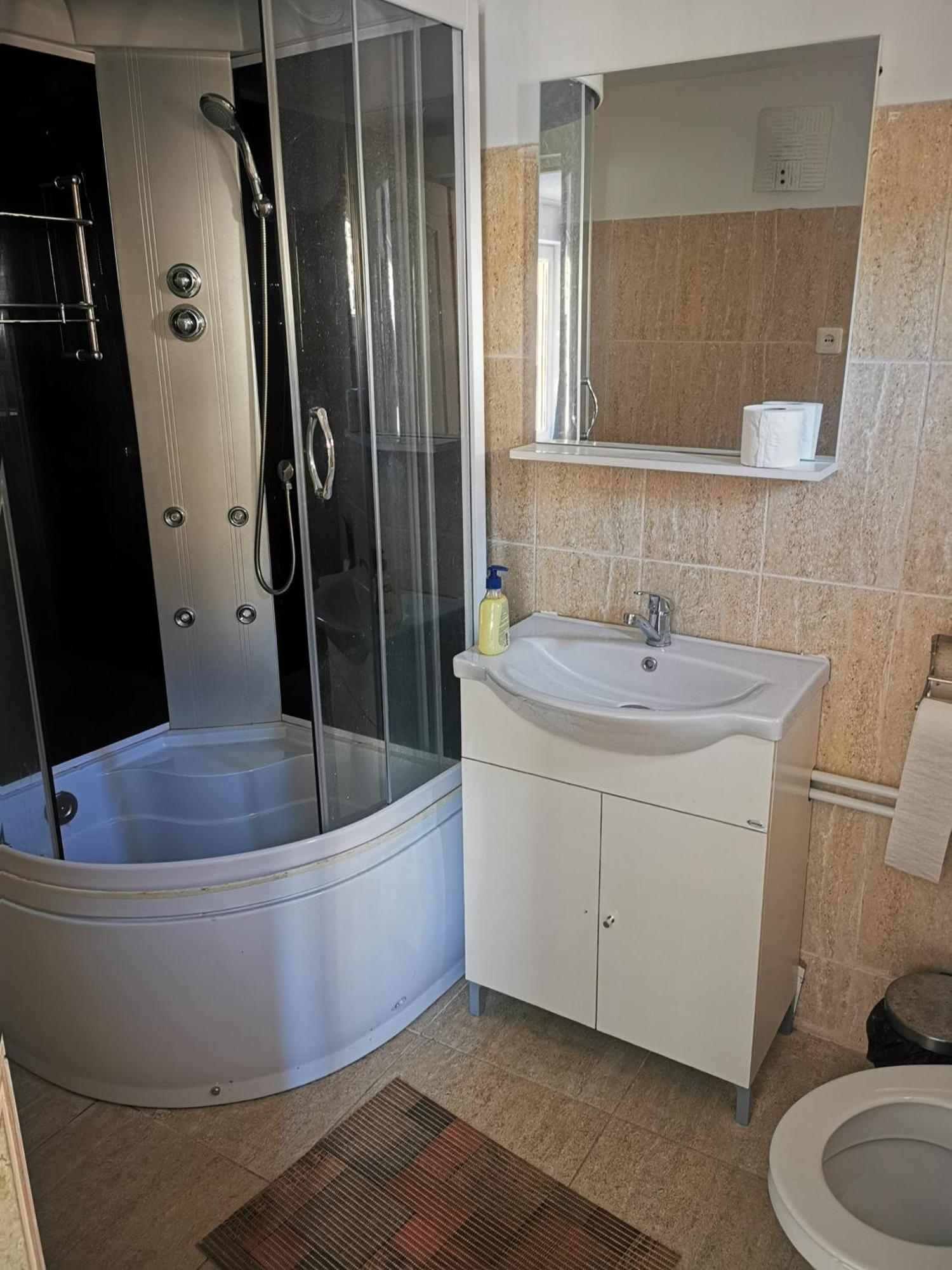 Camere De Inchiriat Centru Ski Rânca Exteriér fotografie
